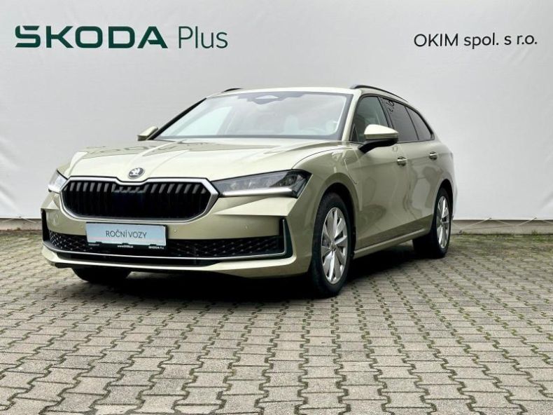 Škoda Superb - hlavní foto