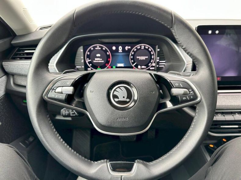 Škoda Octavia - hlavní fotka