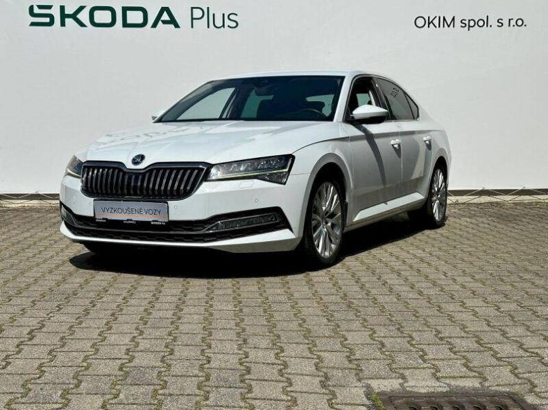 Škoda Superb - hlavní foto