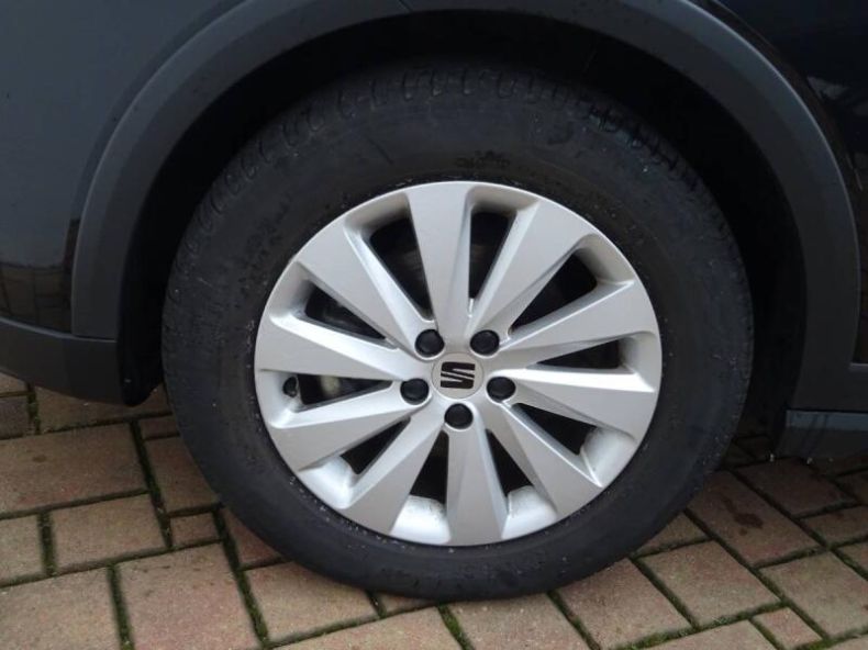 Seat Arona - hlavní fotka