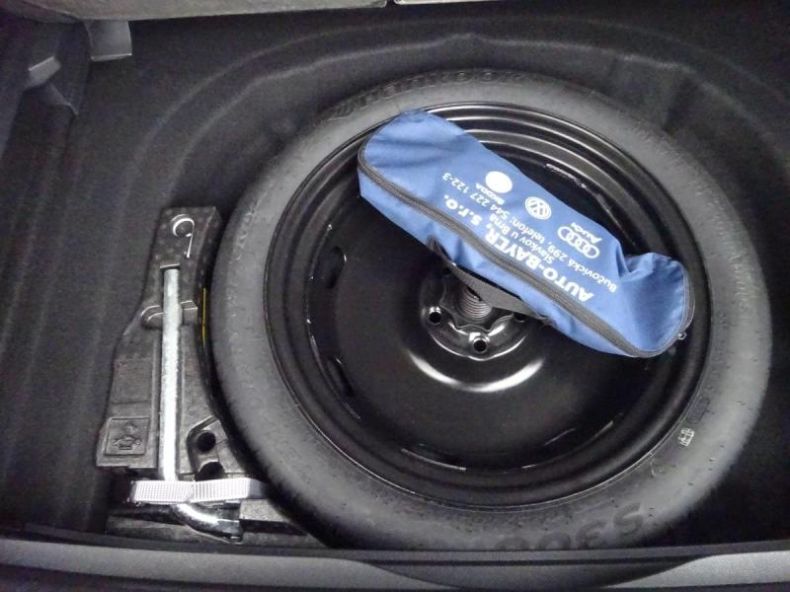 Volkswagen Golf - hlavní fotka