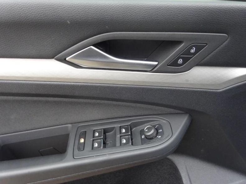 Volkswagen Golf - hlavní fotka