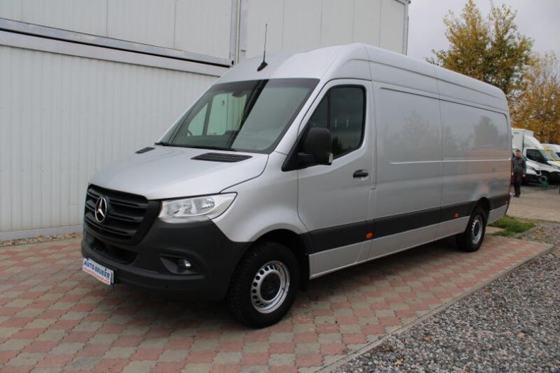 Mercedes Sprinter - hlavní foto