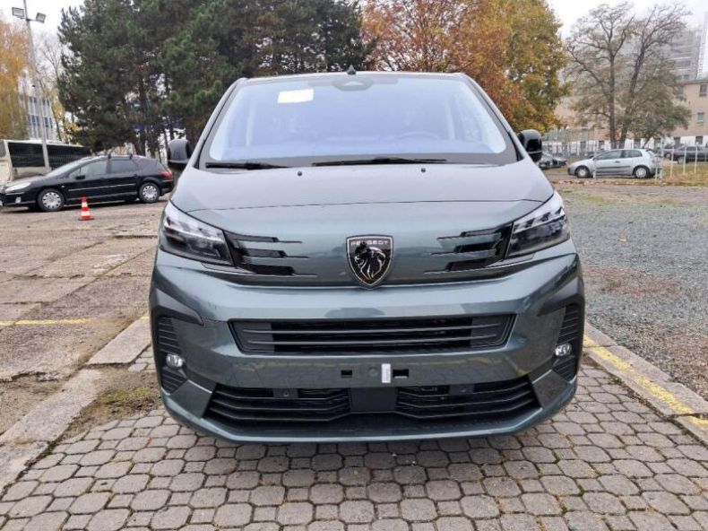 Peugeot Traveller - hlavní fotka
