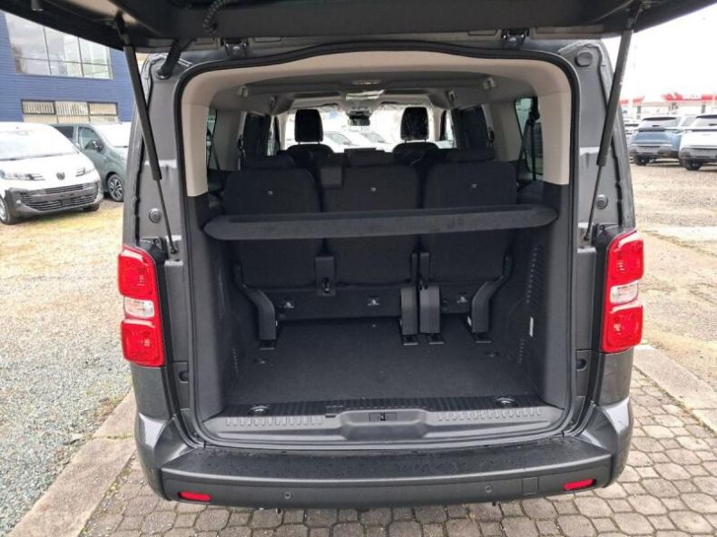 Peugeot Traveller - hlavní fotka