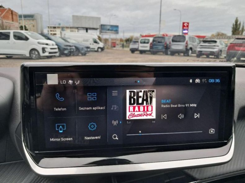 Peugeot 2008 - hlavní fotka