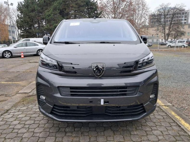 Peugeot Traveller - hlavní fotka