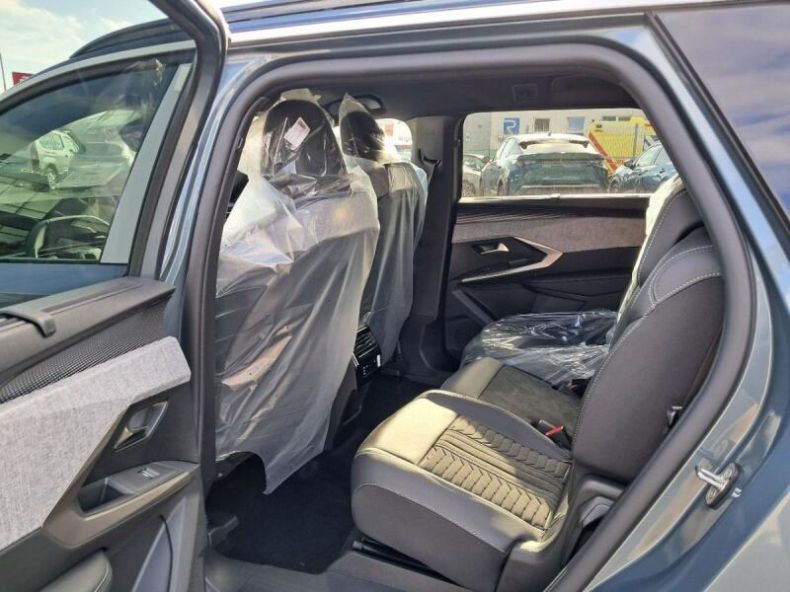 Peugeot 5008 - hlavní fotka