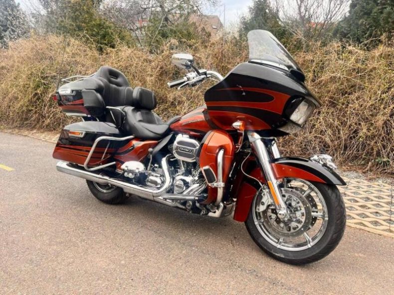 Harley-Davidson Road Glide - hlavní fotka inzerátu