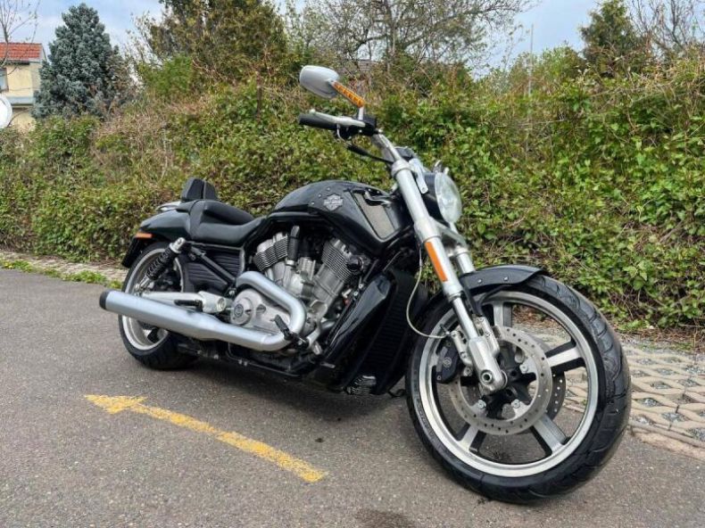 Harley-Davidson VRSC - hlavní foto