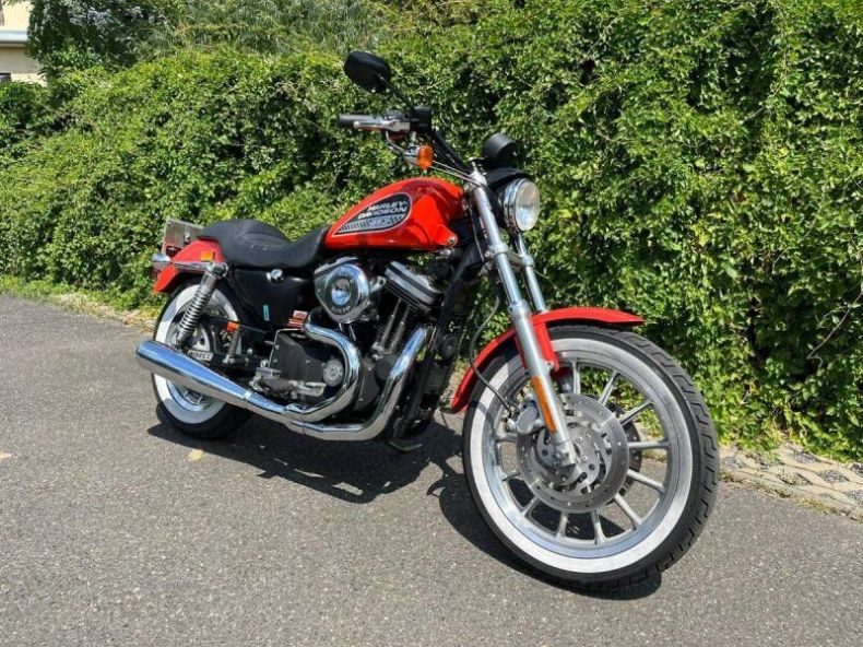 Harley-Davidson XL 883 R Roadster - hlavní fotka inzerátu