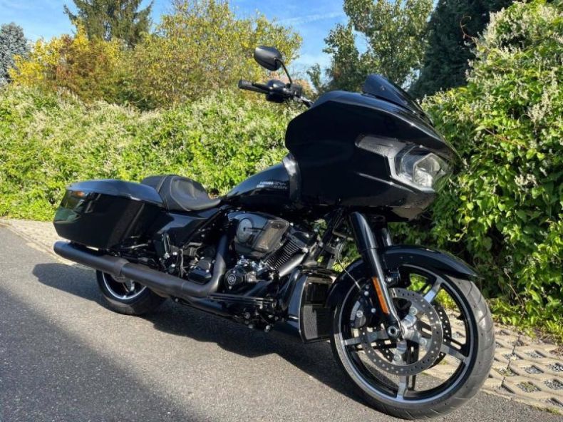 Harley-Davidson Road Glide - hlavní fotka inzerátu