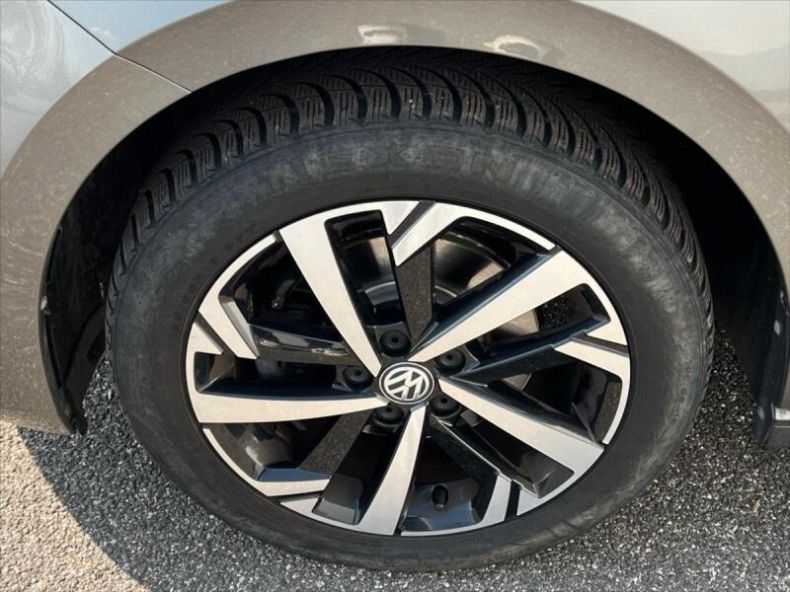 Volkswagen Polo - hlavní fotka