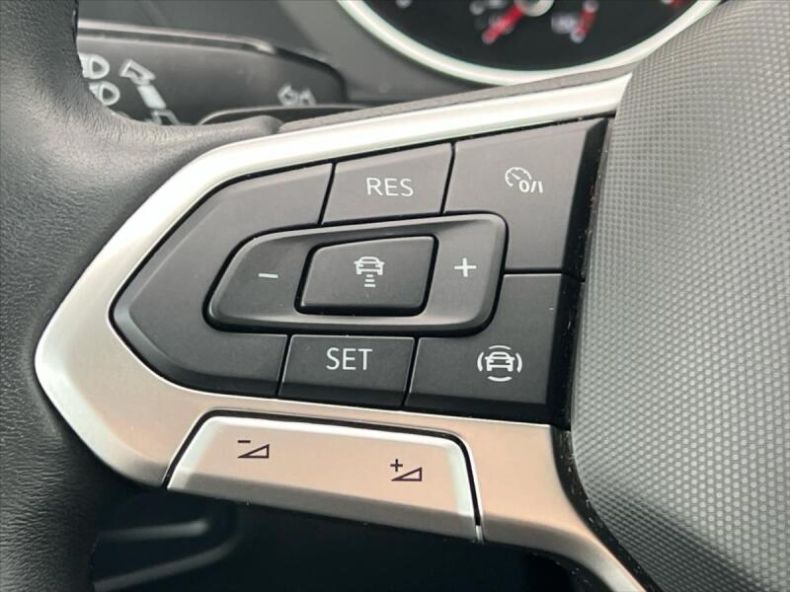 Volkswagen Tiguan - hlavní fotka