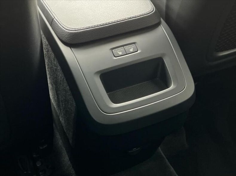 Volvo XC90 - hlavní fotka