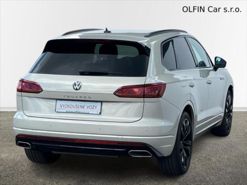 Volkswagen Touareg - hlavní fotka