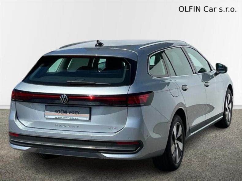 Volkswagen Passat - hlavní fotka