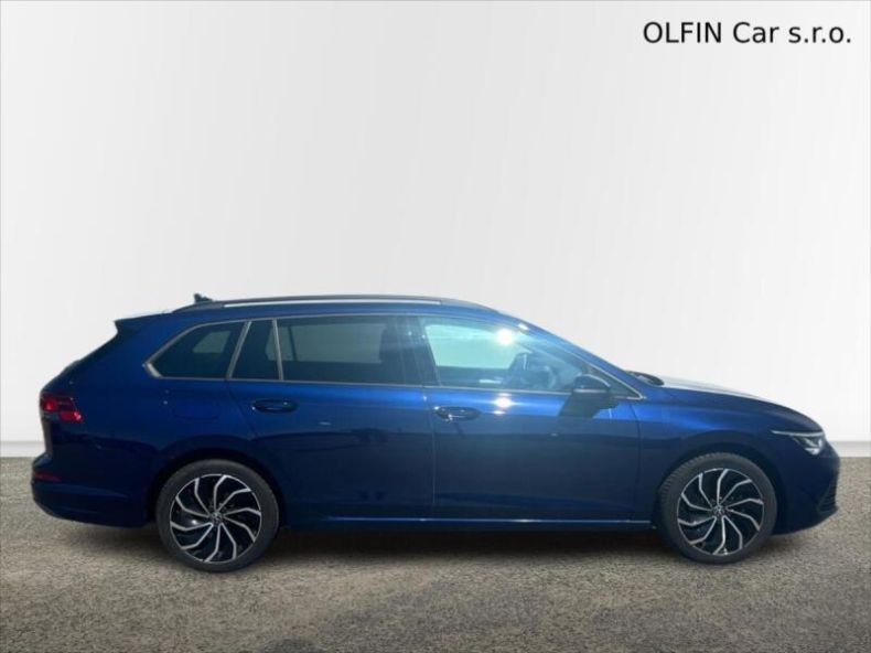Volkswagen Golf - hlavní fotka
