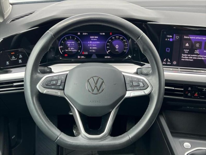 Volkswagen Golf - hlavní fotka