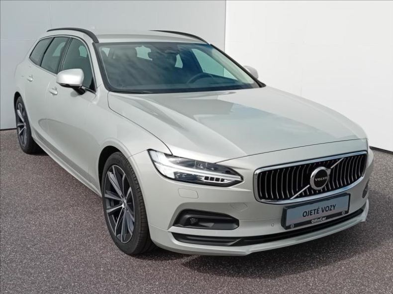 Volvo V90 - hlavní fotka