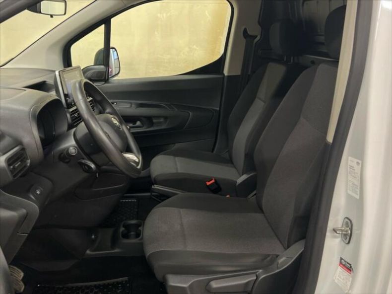 Toyota ProAce - hlavní fotka