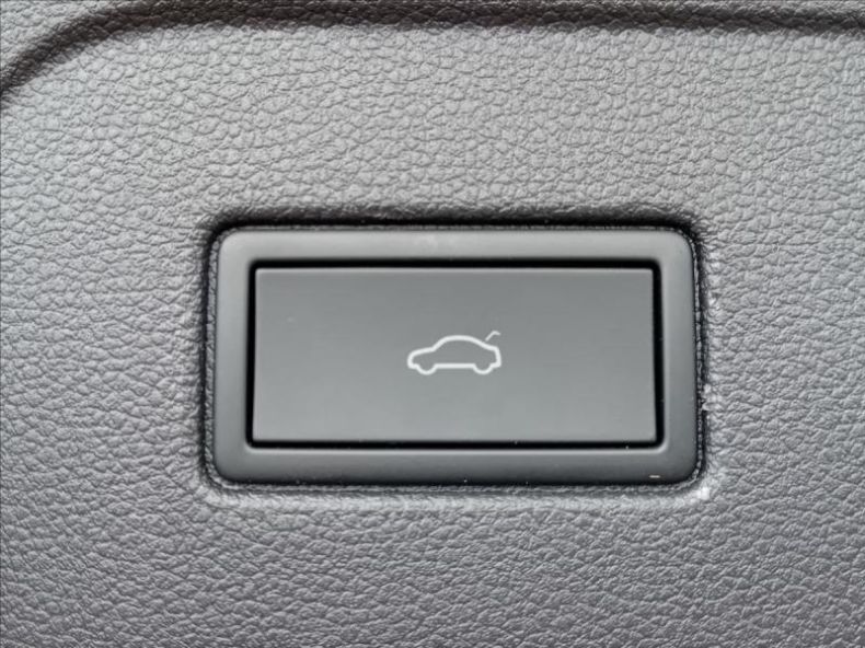 Volkswagen Touran - hlavní fotka