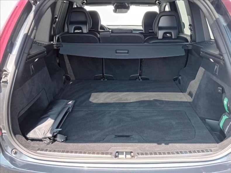 Volvo XC90 - hlavní fotka