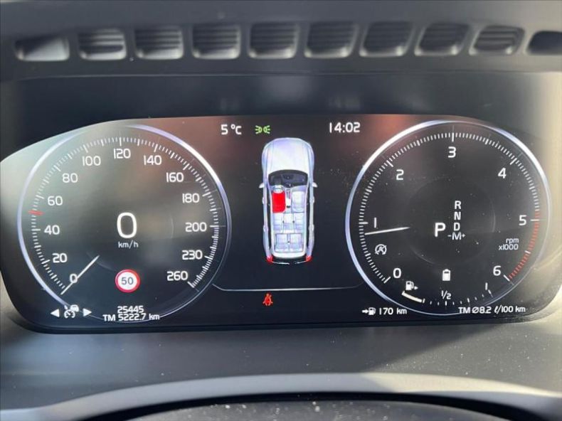 Volvo XC90 - hlavní fotka