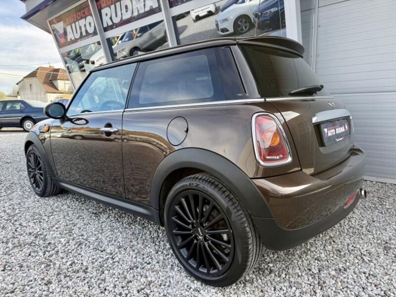 Mini Cooper - hlavní fotka