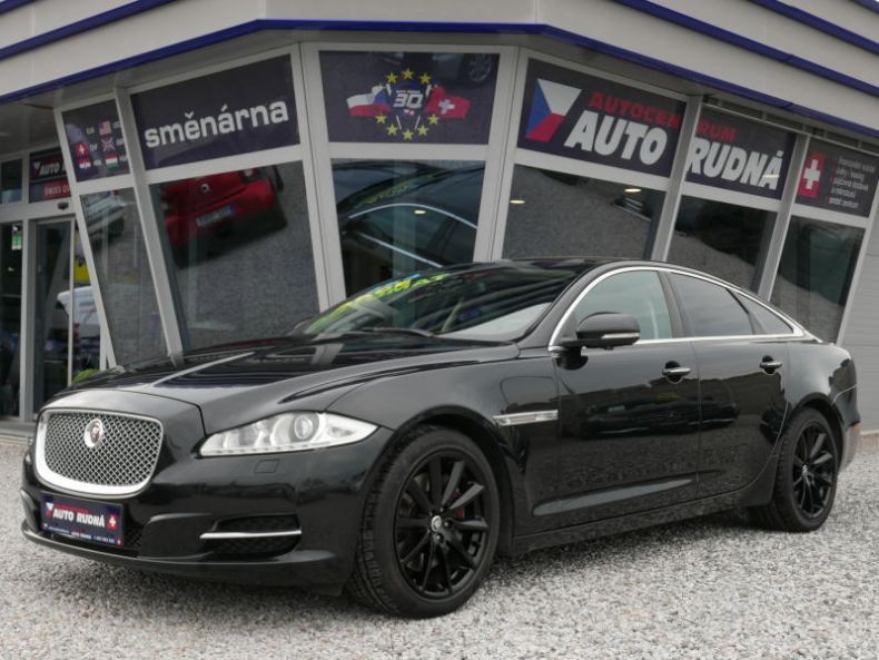 Jaguar XJ - hlavní foto