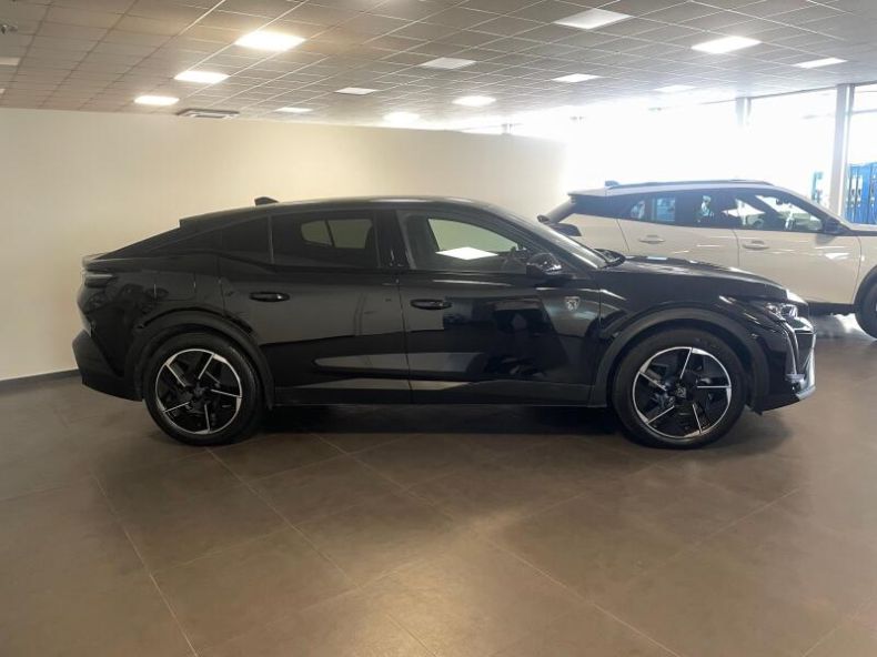 Peugeot 408 - hlavní fotka