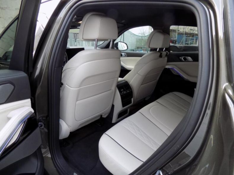 BMW X6 - hlavní fotka