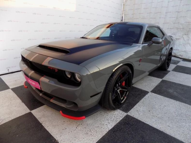 Dodge Challenger - hlavní foto