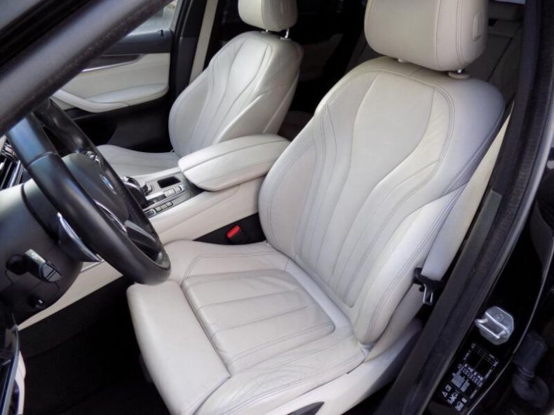 BMW X6 - hlavní fotka