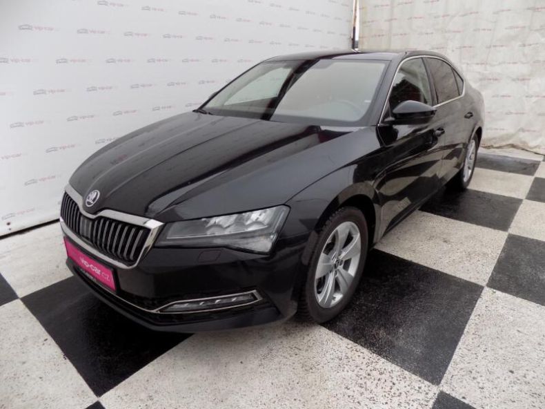 Škoda Superb - hlavní foto