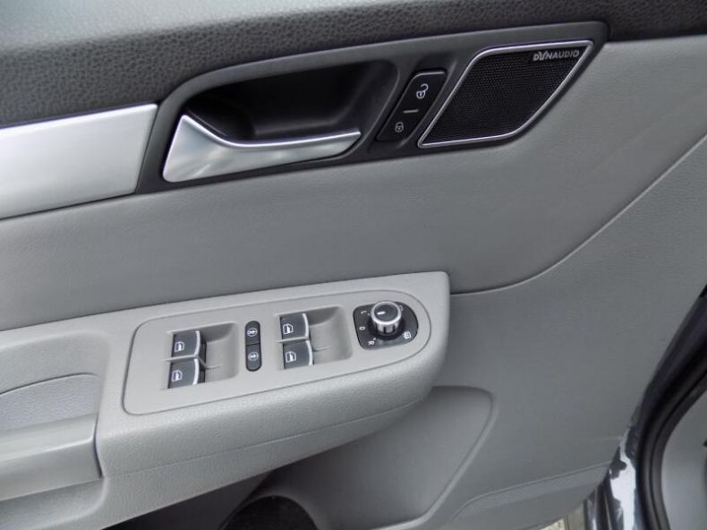 Volkswagen Sharan - hlavní fotka