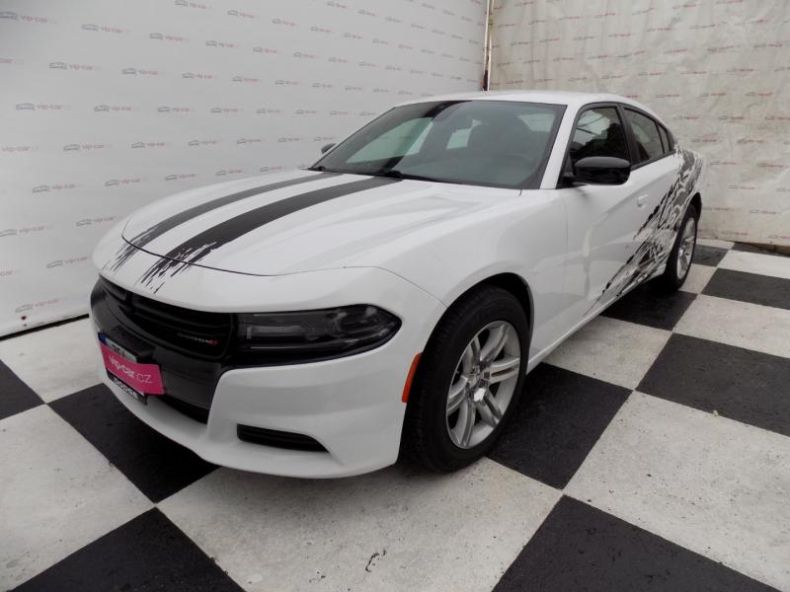 Dodge Charger - hlavní fotka inzerátu