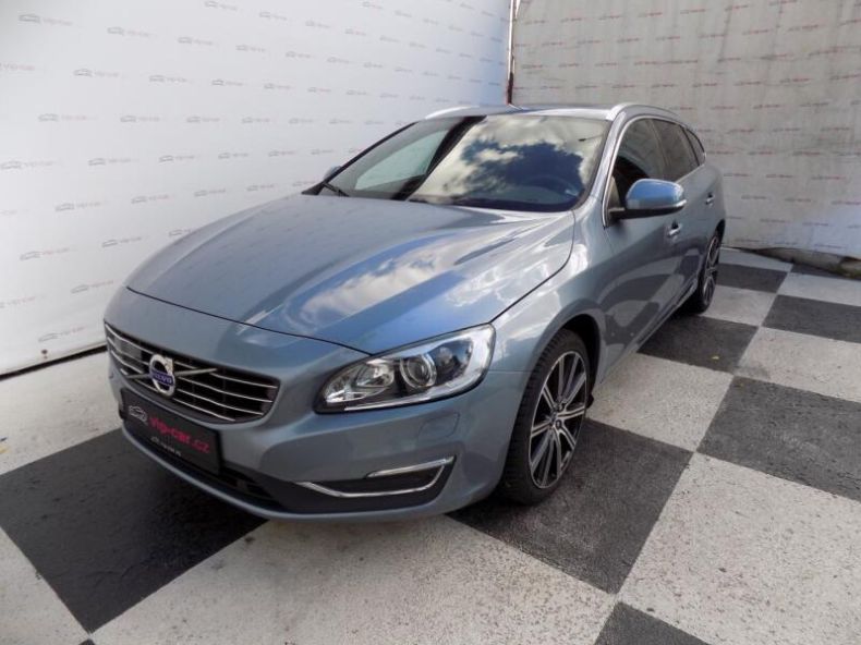 Volvo V60 - hlavní fotka inzerátu