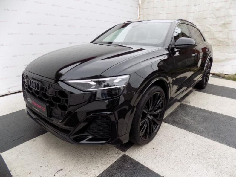 Audi Q8 - hlavní foto