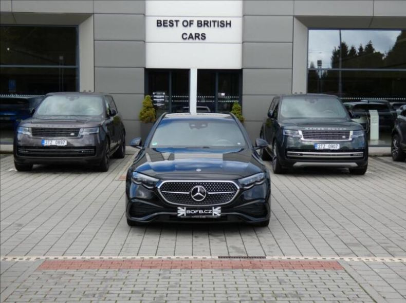 Mercedes Třída E - hlavní foto
