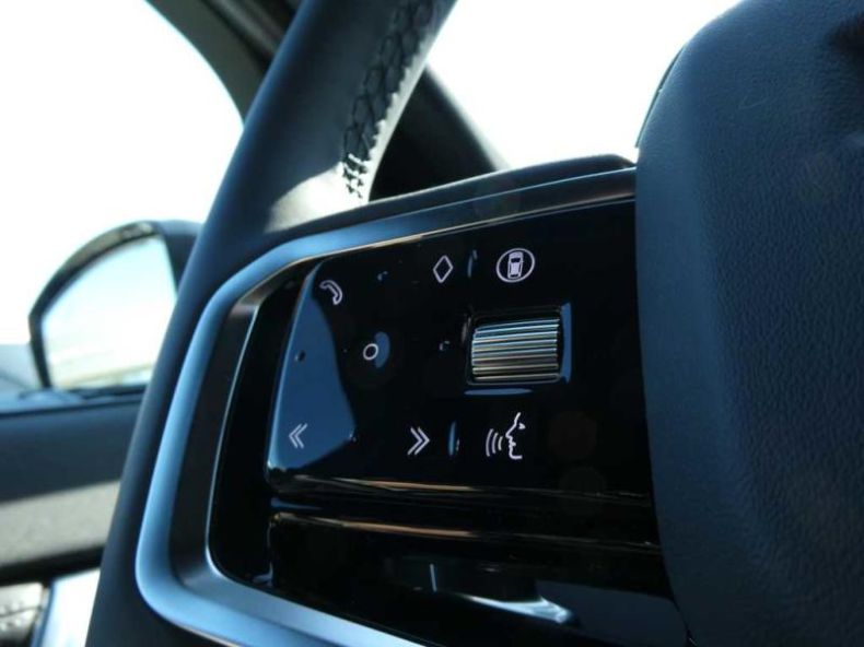 Land Rover Discovery - hlavní fotka