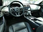 Jaguar XE - fotka číslo 10