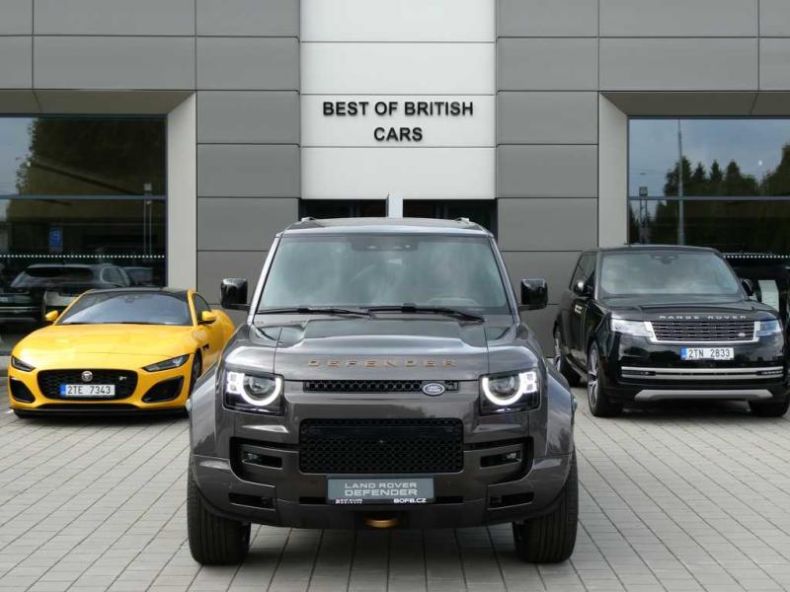 Land Rover Defender - hlavní foto