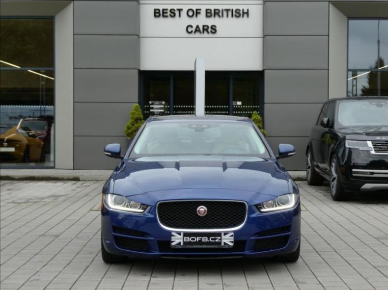 Jaguar XE - hlavní fotka inzerátu