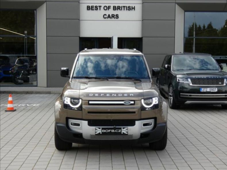 Land Rover Defender - hlavní foto