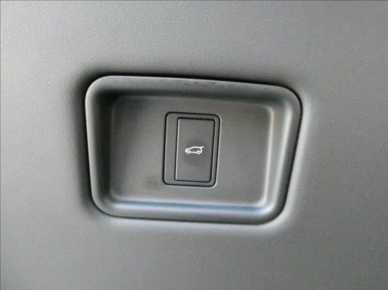 Land Rover Range Rover Sport - hlavní fotka