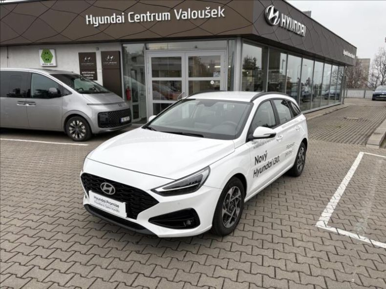 Hyundai i30 - hlavní foto
