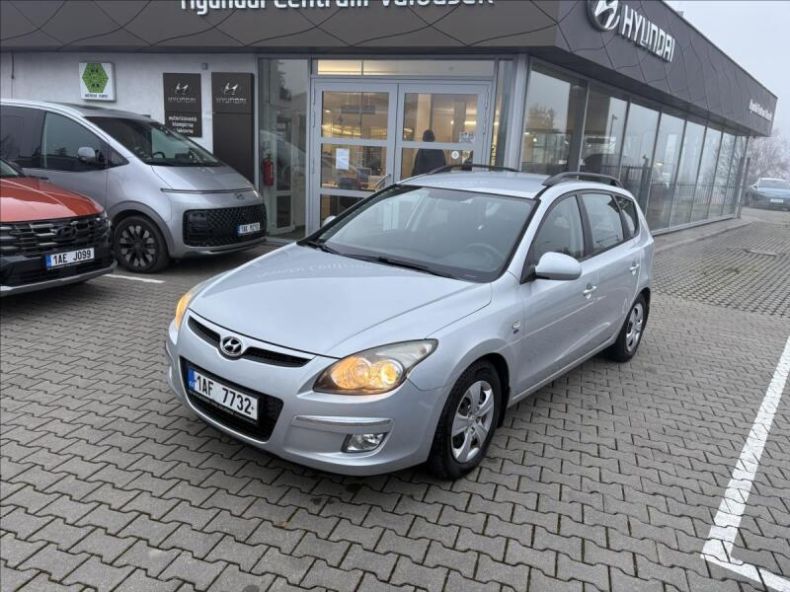 Hyundai i30 - hlavní foto
