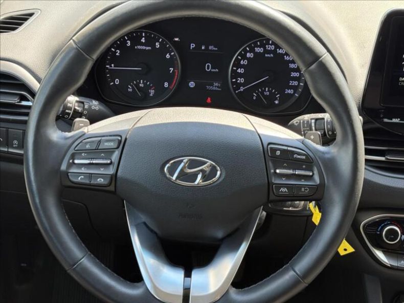 Hyundai i30 - hlavní fotka