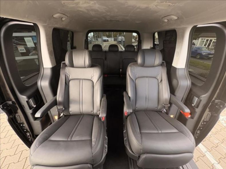 Hyundai Staria - hlavní fotka